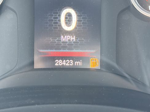 Used 2024 RAM 2500 Big Horn w/ Bed Utility Group image 9