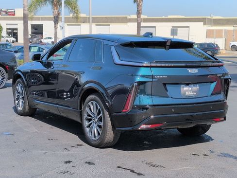 Used 2024 Cadillac Lyriq Sport RWD image 8