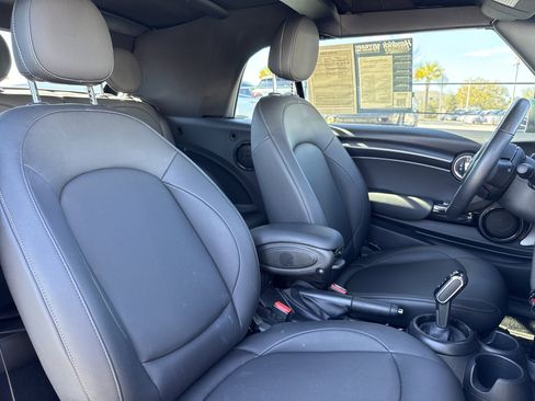 Used 2024 MINI Cooper Convertible image 18