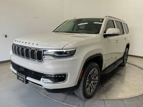 Used 2022 Jeep Wagoneer Series III w/ Convenience Group I image 30