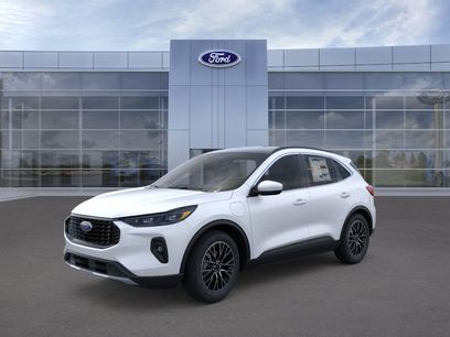 New 2026 Ford Escape SE w/ PHEV Premium Package