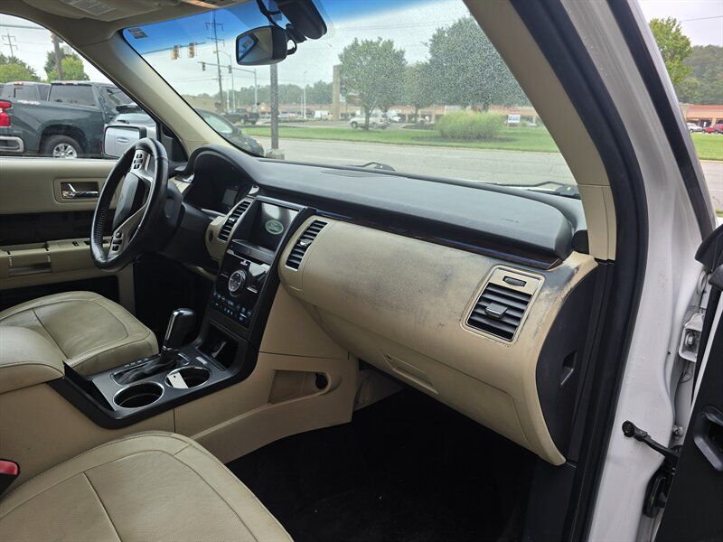 Used 2018 Ford Flex Limited w/ Equipment Group 303A AWD/4WD image 15