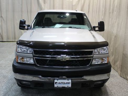 Used 2006 Chevrolet Silverado 2500 LT w/ Onstar Plus Package image 9