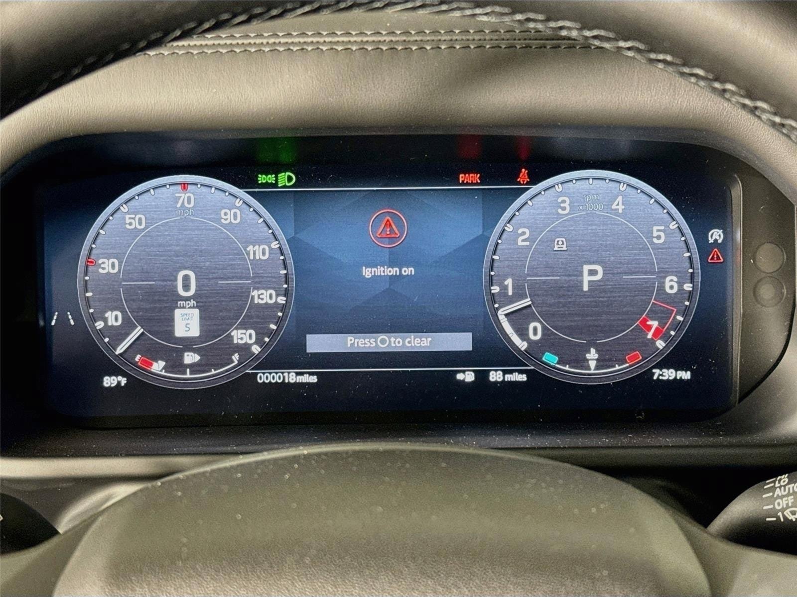 New 2026 Land Rover Defender 110 X-Dynamic SE AWD/4WD image 13