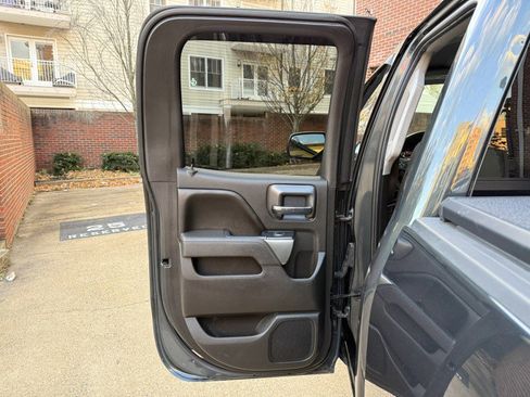 Used 2017 Chevrolet Silverado 1500 LT image 12