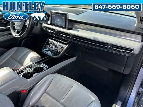 Used 2022 Lincoln Corsair Grand Touring image 11