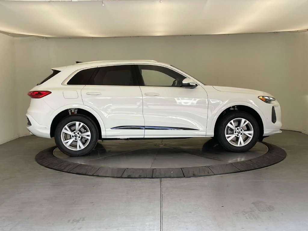 New 2026 Audi Q5 Premium AWD/4WD image 8