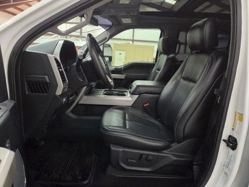 Used 2020 Ford F250 Lariat w/ Lariat Ultimate Package image 6