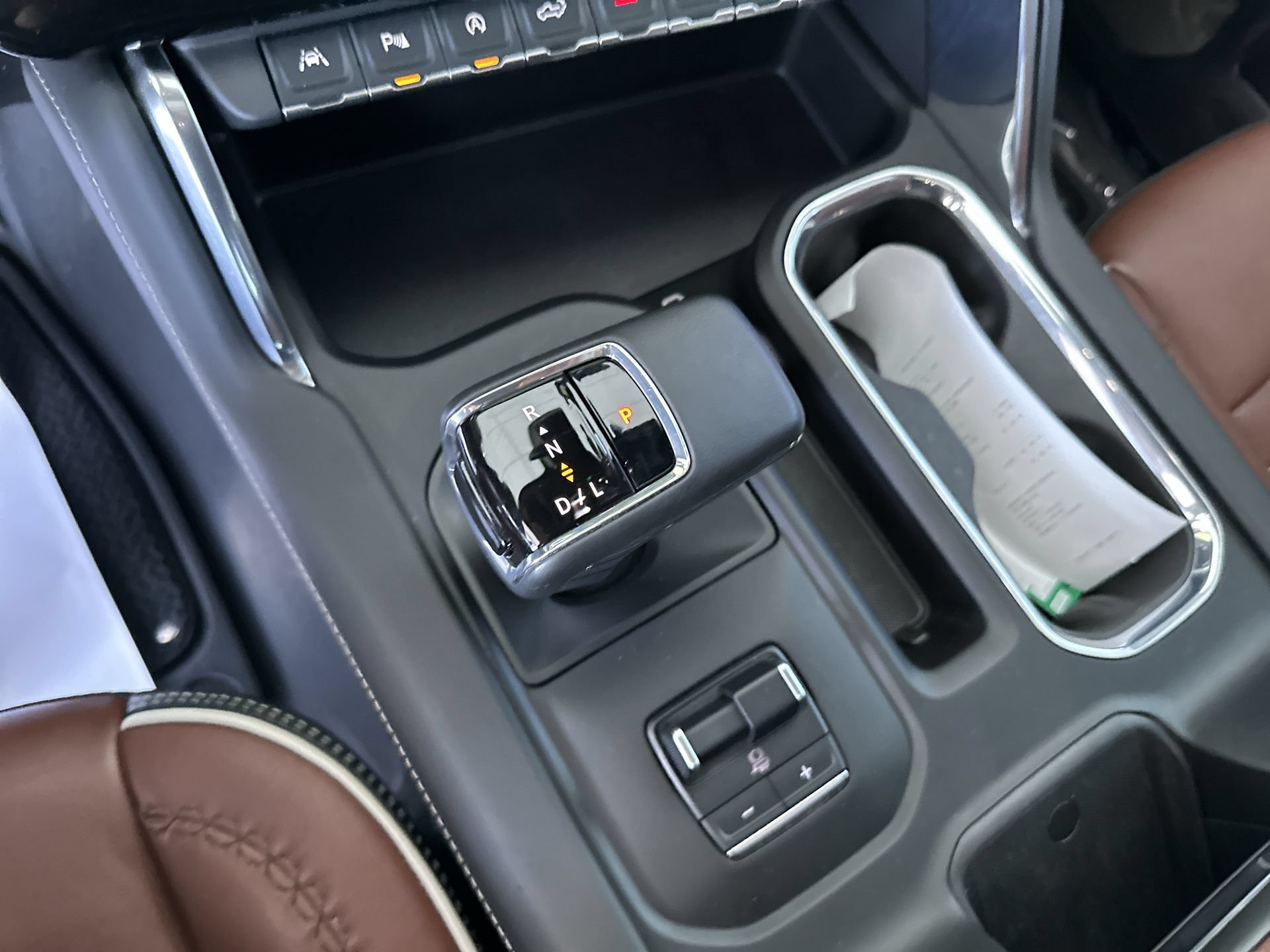 Certified 2024 GMC Sierra 1500 Denali Ultimate AWD/4WD image 16