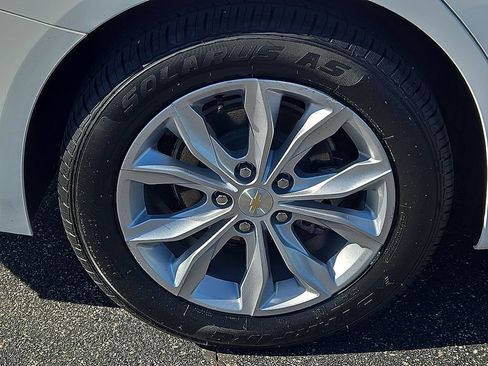 Used 2023 Chevrolet Malibu LT FWD image 7