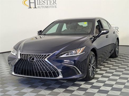 Used 2023 Lexus ES 350 w/ Premium Package image 4