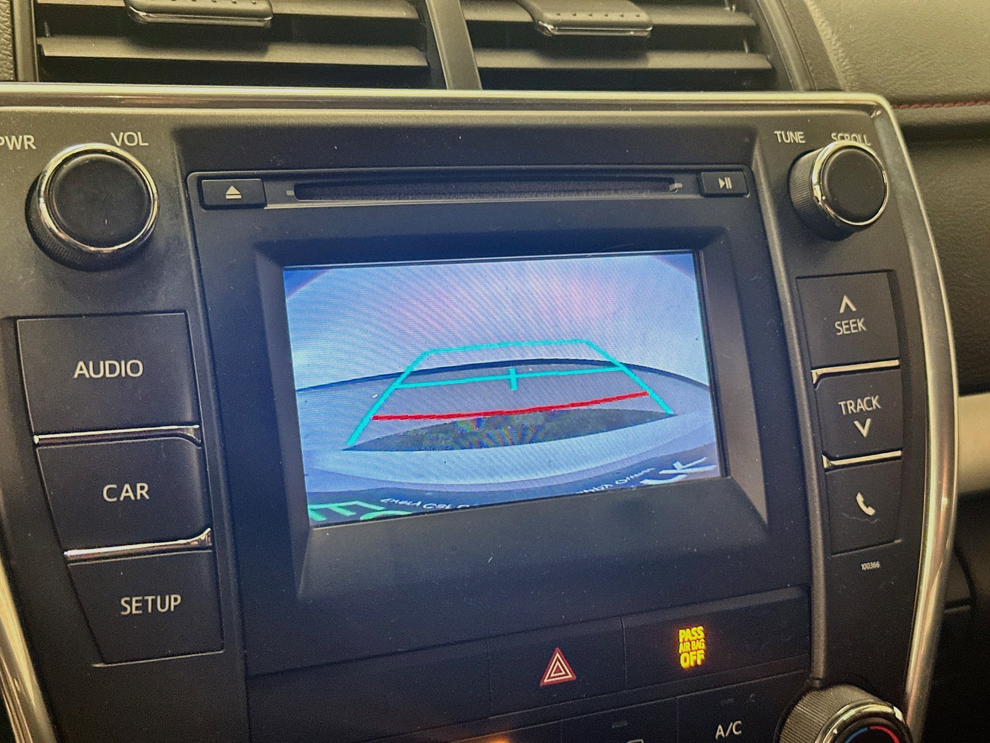 Used 2015 Toyota Camry SE FWD image 22