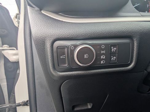 Used 2020 Ford Explorer XLT w/ Equipment Group 202A AWD/4WD image 20