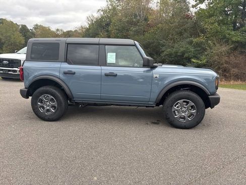 New 2025 Ford Bronco Big Bend image 3