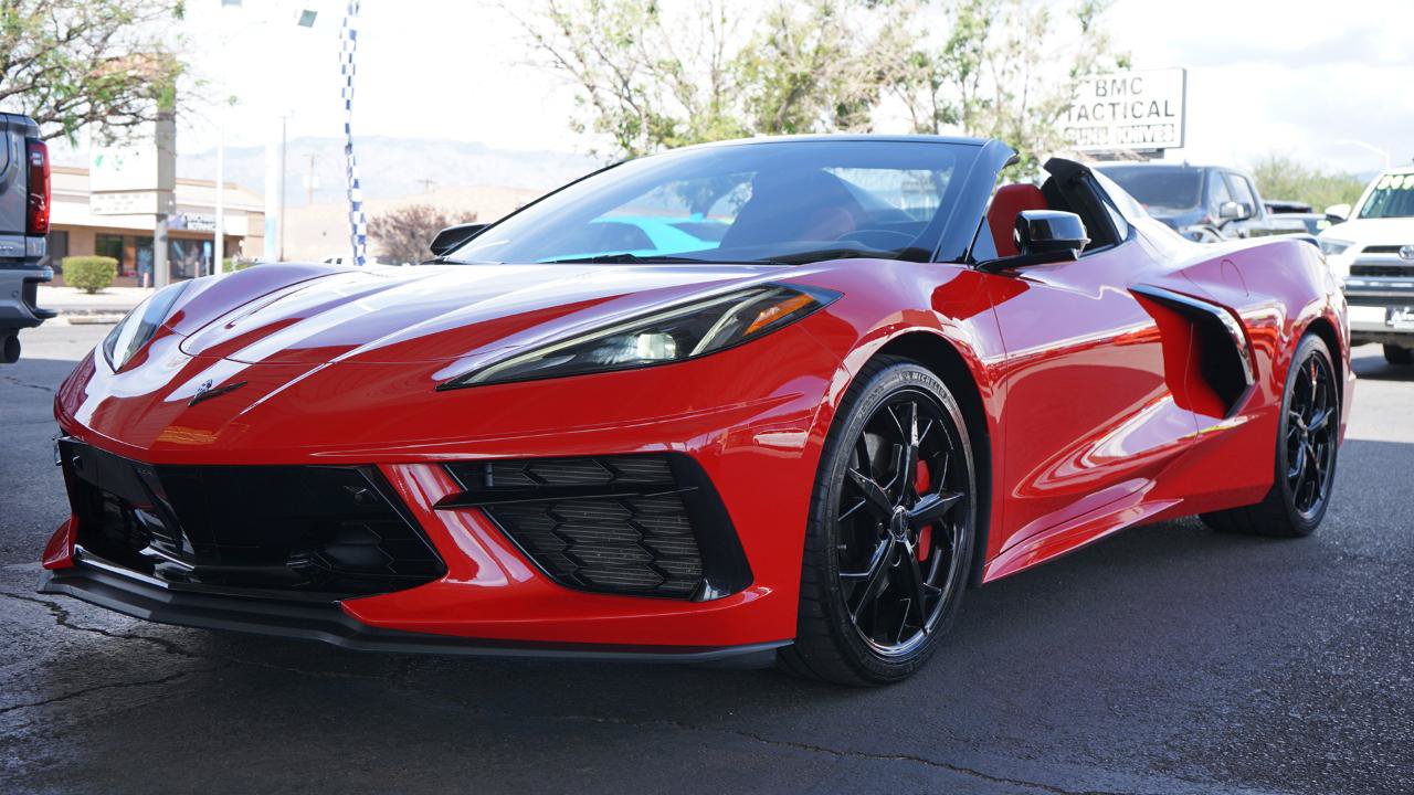 Used 2021 Chevrolet Corvette Stingray Premium Conv w/ Z51 Performance Package RWD image 7