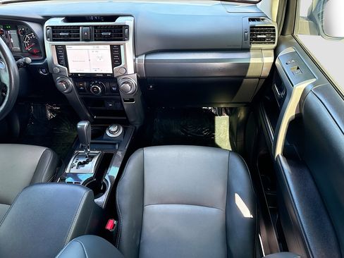 Used 2023 Toyota 4Runner SR5 Premium image 17