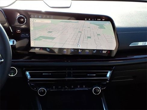 New 2026 Chevrolet Traverse Z71 w/ Enhanced Driving Package image 13