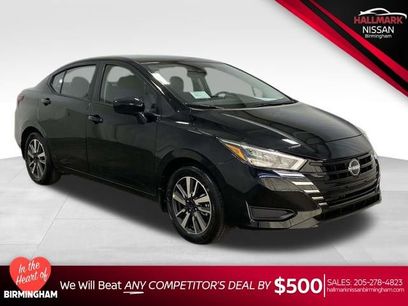 New 2025 Nissan Versa SV w/ Trunk Package