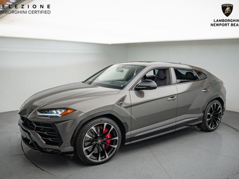 Used 2021 Lamborghini Urus image 12