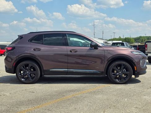 Used 2025 Buick Envision Sport Touring AWD/4WD image 6