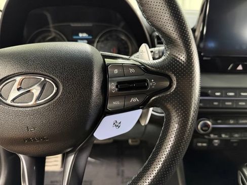 Used 2022 Hyundai Veloster N FWD image 14