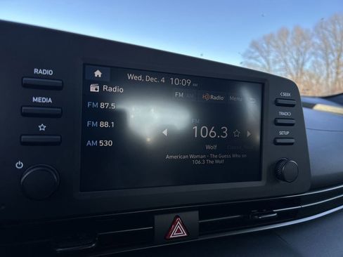 Used 2026 Hyundai Elantra Sport w/ Cargo Package image 21