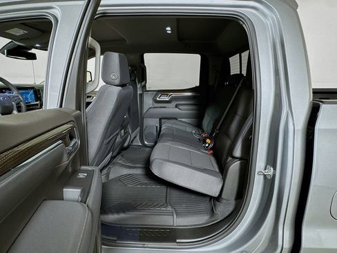 New 2026 Chevrolet Silverado 1500 LT Trail Boss w/ Convenience Package II AWD/4WD image 13