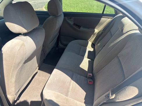 Used 2006 Toyota Corolla LE FWD image 18