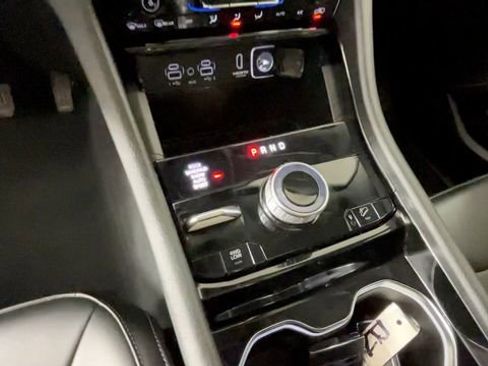 Used 2023 Jeep Grand Cherokee 4WD 4xe image 32