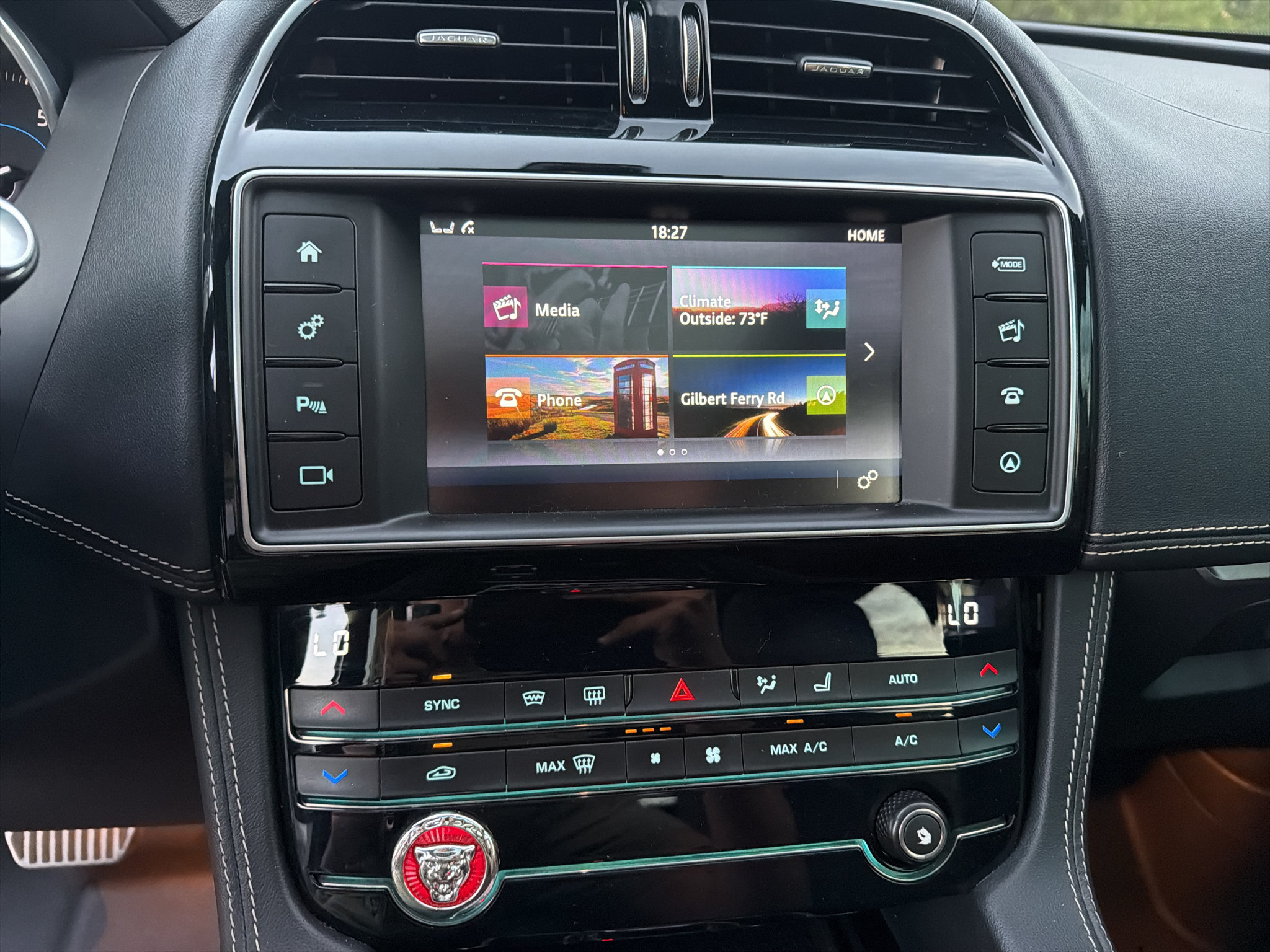 Used 2017 Jaguar F-PACE S AWD/4WD image 19