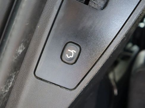 Used 2017 Dodge Grand Caravan GT image 12