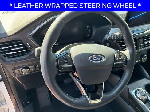 Used 2023 Ford Escape Active image 9