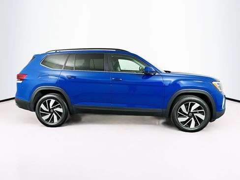 Used 2025 Volkswagen Atlas SE AWD/4WD image 10