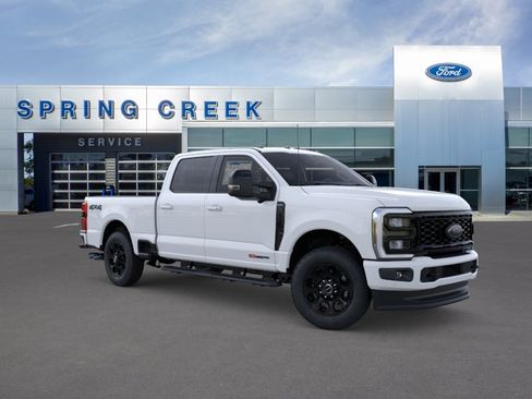 New 2026 Ford F250 Lariat w/ Black Appearance Package AWD/4WD image 7