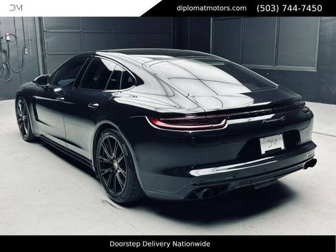 Used 2018 Porsche Panamera 4S AWD/4WD image 4