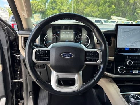 Used 2024 Ford Expedition Max Limited RWD image 45