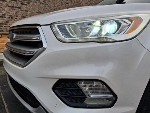 Used 2017 Ford Escape Titanium image 21