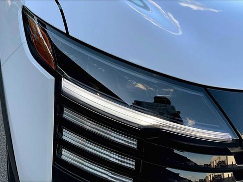 New 2026 Nissan Kicks SV image 18