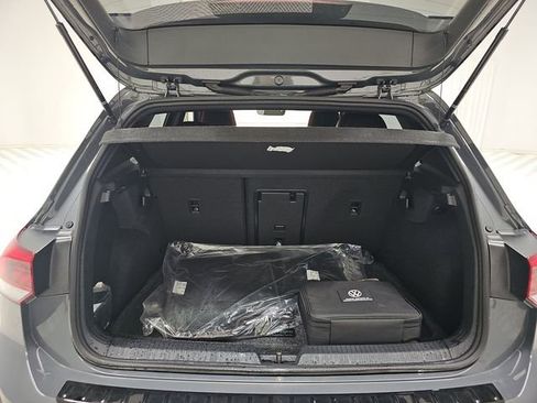 Used 2024 Volkswagen GTI SE image 22