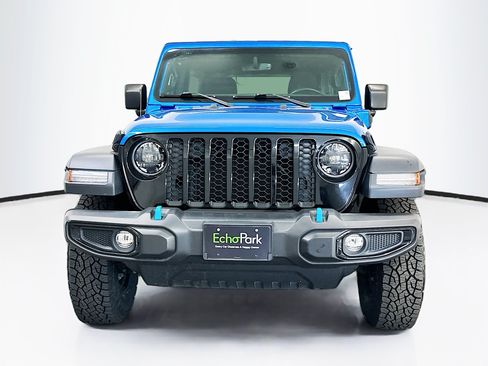 Used 2023 Jeep Wrangler Unlimited w/ Cold Weather Group AWD/4WD image 2