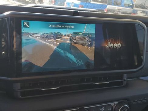 New 2026 Jeep Gladiator Rubicon image 9