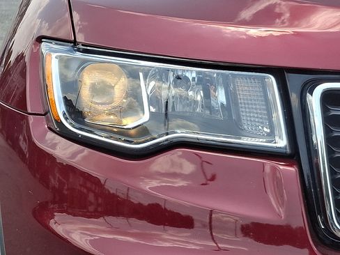 Used 2021 Jeep Grand Cherokee Limited AWD/4WD image 9