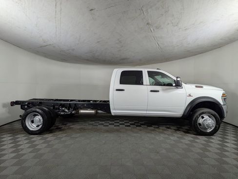 New 2026 RAM 5500 Tradesman image 6