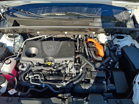 Used 2021 Toyota Venza XLE w/ Softex Package image 27