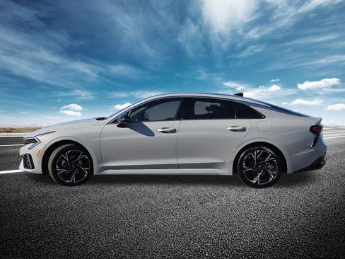 Used 2025 Kia K5 GT-Line w/ GT-Line Premium Package image 17