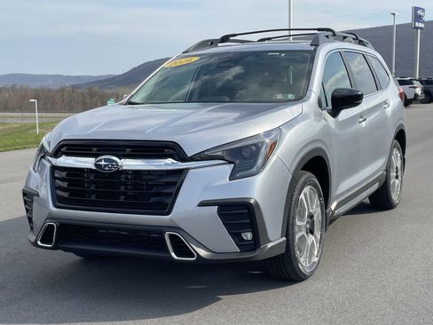 Used 2026 Subaru Ascent Limited w/ Popular Package #1 AWD/4WD image 5