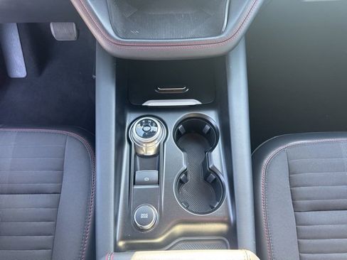 Used 2025 Ford Explorer ST-Line image 13