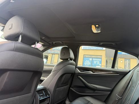 Used 2019 BMW 530i xDrive w/ Convenience Package AWD/4WD image 13