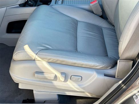 Used 2012 Honda CR-V EX-L image 22