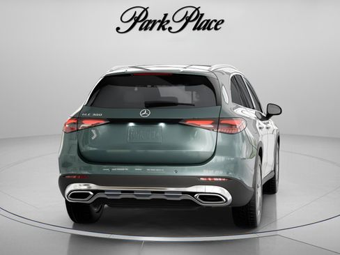 Used 2026 Mercedes-Benz GLC 300 image 17